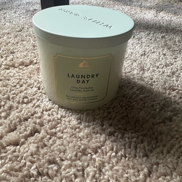 White Barn Other - White Barn Laundry Day Candle